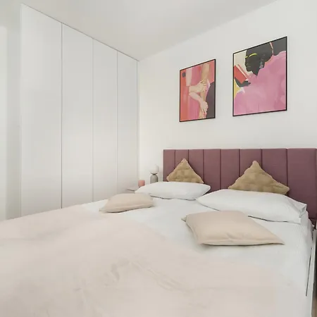 Stylowy Z Balkonem I Wanna By Renters *
